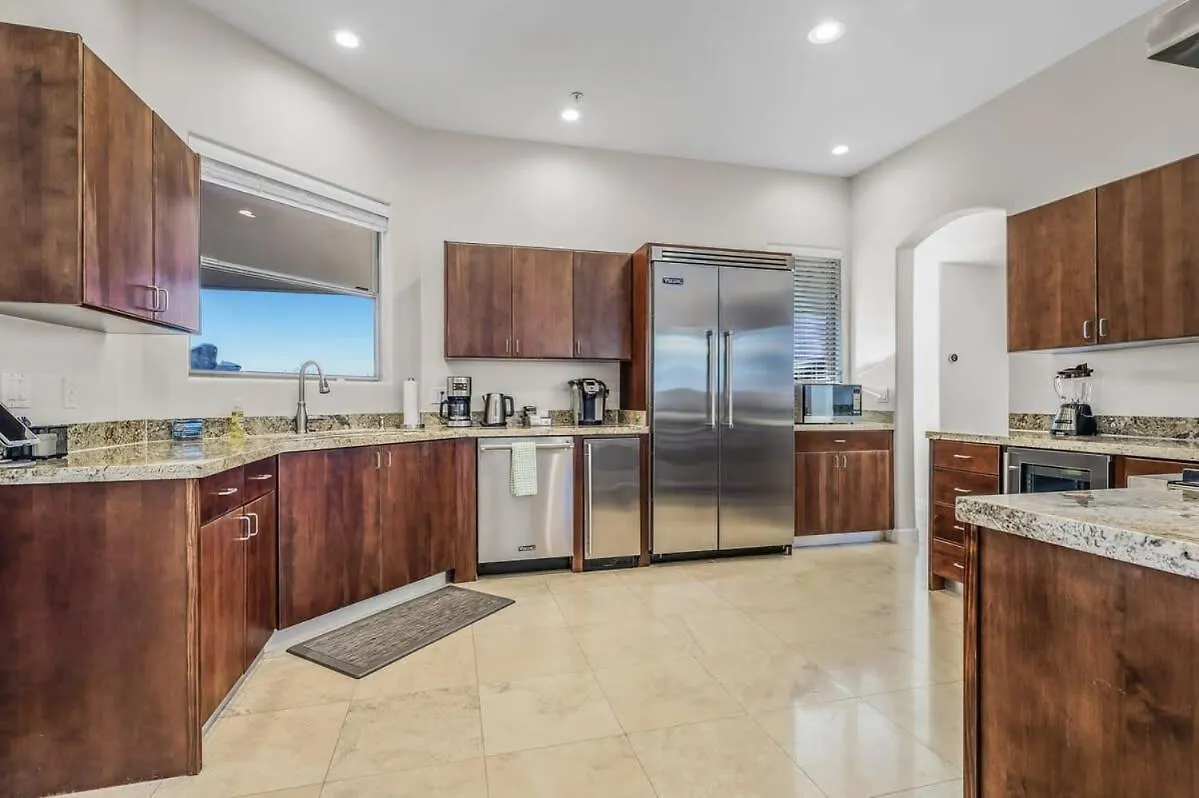 Сasa de vacaciones Serenity Peaks- Gorgeous Pet Friendly Villa In Scottsdale With Pool, Spa, And Bikes