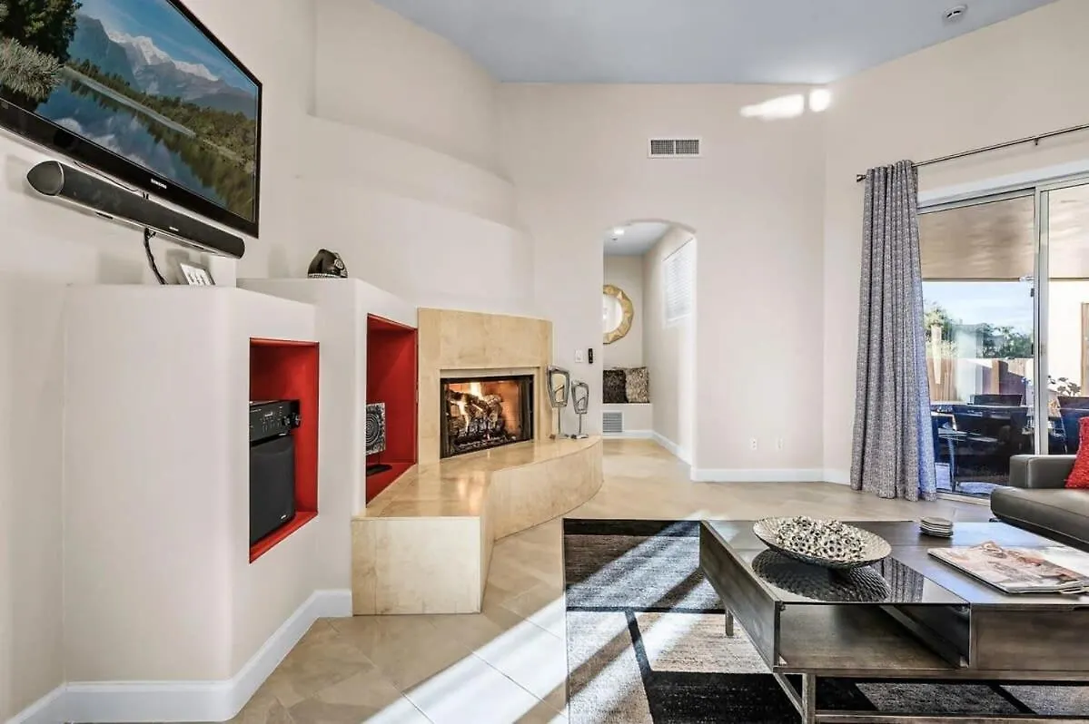 Serenity Peaks- Gorgeous Pet Friendly Villa In Scottsdale With Pool, Spa, And Bikes