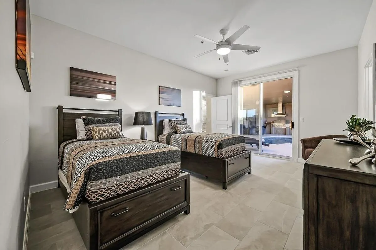 Serenity Peaks- Gorgeous Pet Friendly Villa In Scottsdale With Pool, Spa, And Bikes