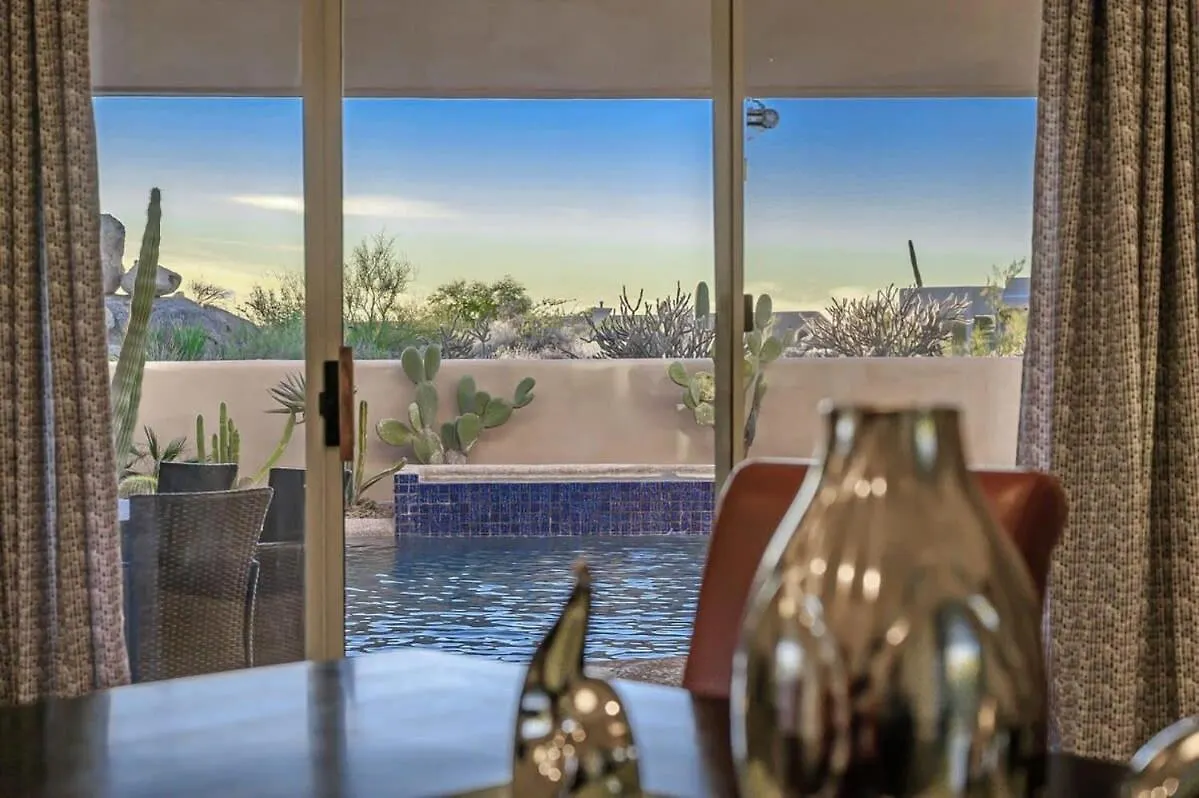 Сasa de vacaciones Serenity Peaks- Gorgeous Pet Friendly Villa In Scottsdale With Pool, Spa, And Bikes