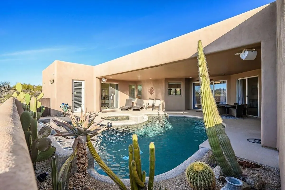 Serenity Peaks- Gorgeous Pet Friendly Villa In Scottsdale With Pool, Spa, And Bikes 0*,  Estados Unidos